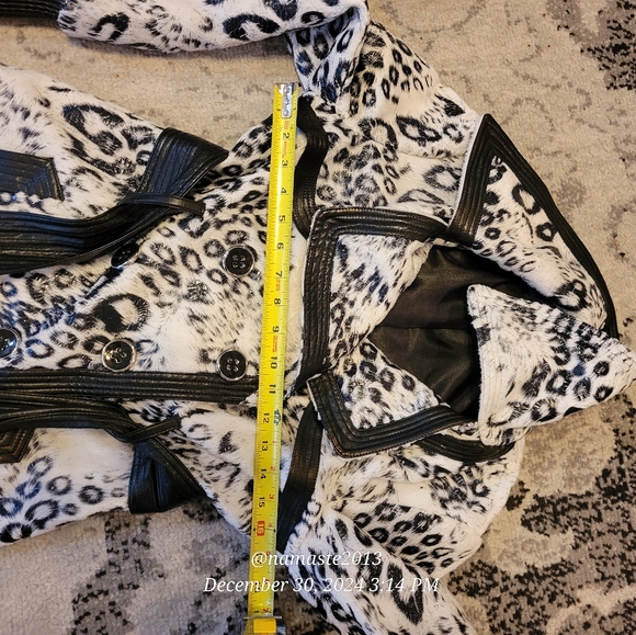 Bebe Snow Leopard Print Faux Fur Jacket Designer Celebrity Luxury #734 - Picture 16 of 16